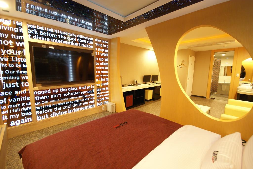 Ava Hotel Čchangwon Exteriér fotografie
