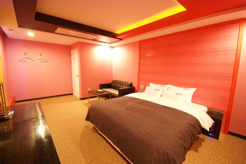 Ava Hotel Čchangwon Exteriér fotografie