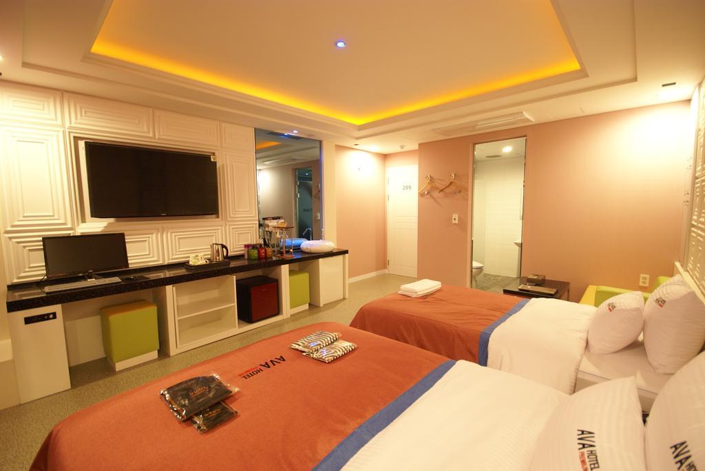 Ava Hotel Čchangwon Exteriér fotografie
