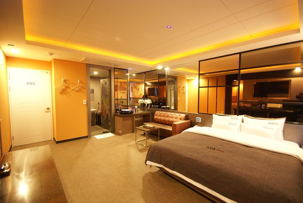 Ava Hotel Čchangwon Exteriér fotografie